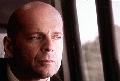 unbreakable2.jpg (22360 bytes)