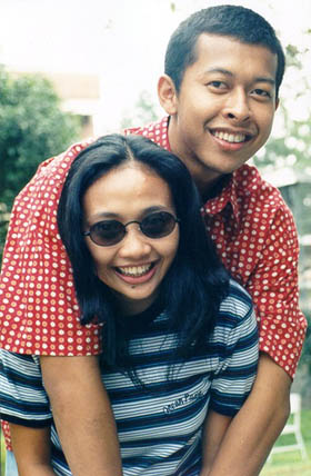 Oddi Gilianto and his spouse Ditta Octamaura