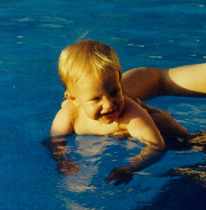 I did not know, that the motels had such nice pools !!!