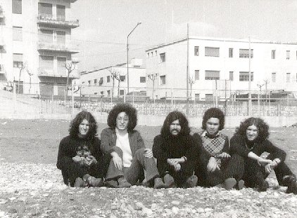 Gianfranco, Gilberto, Peppe, Pino e Pierluigi - Salerno 1972