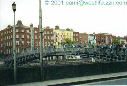 Ha'Penny Bridge