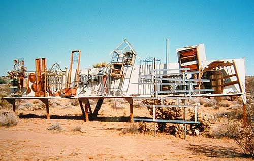 noah purifoy's desert scuptures - click for more