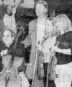 Paul with the Loma Mar string quartet