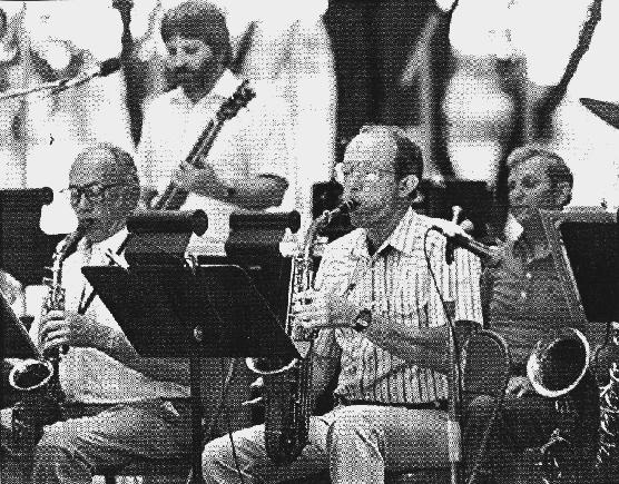 Clare Willey's Big Band AS The Skyliners