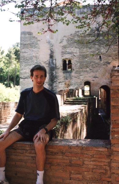 Jorge en la Alhambra de Granada