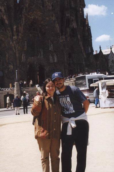 Nstor y Marta en La Sagrada Familia