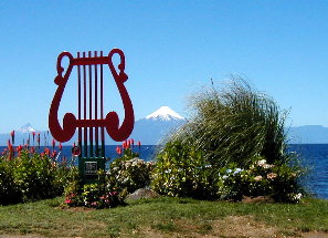 Music festival sculpture at Frutillar