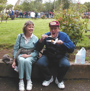 Pat and Dave enjoying kuchen on a park on Chilo