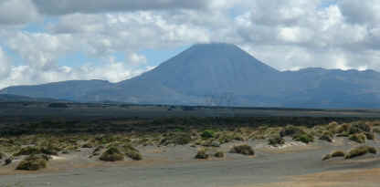 volcano, desert highway (8533 bytes)