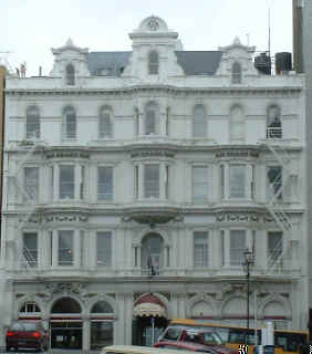 Dunedin hotel (11857 bytes)