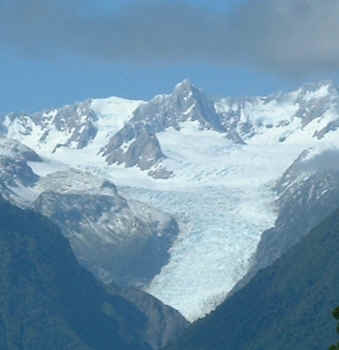 Fox Glacier view (10472 bytes)