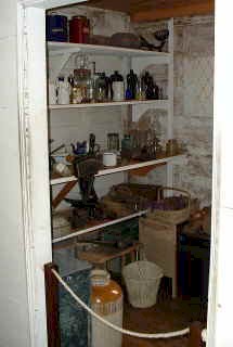 scullery  (9310 bytes)