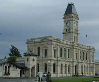 Oamaru postoffice (8710 bytes)