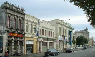 Oamaru street view (10148 bytes)