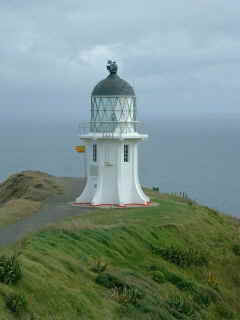 nz_rienga_lighthouse_1s.jpg (6666 bytes)