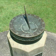 sundial  (8150 bytes)