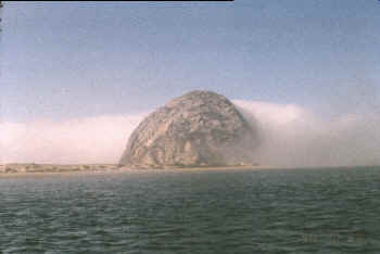 Morro Rock in the fog (7039 bytes)