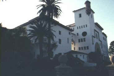 Santa Barbara courthouse (7839 bytes)