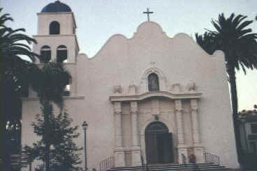 San Diego old town church (9817 bytes)