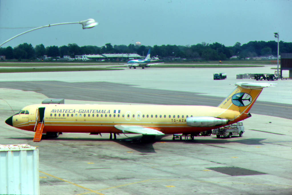 BAC111-500_Aviateca_nc.jpg