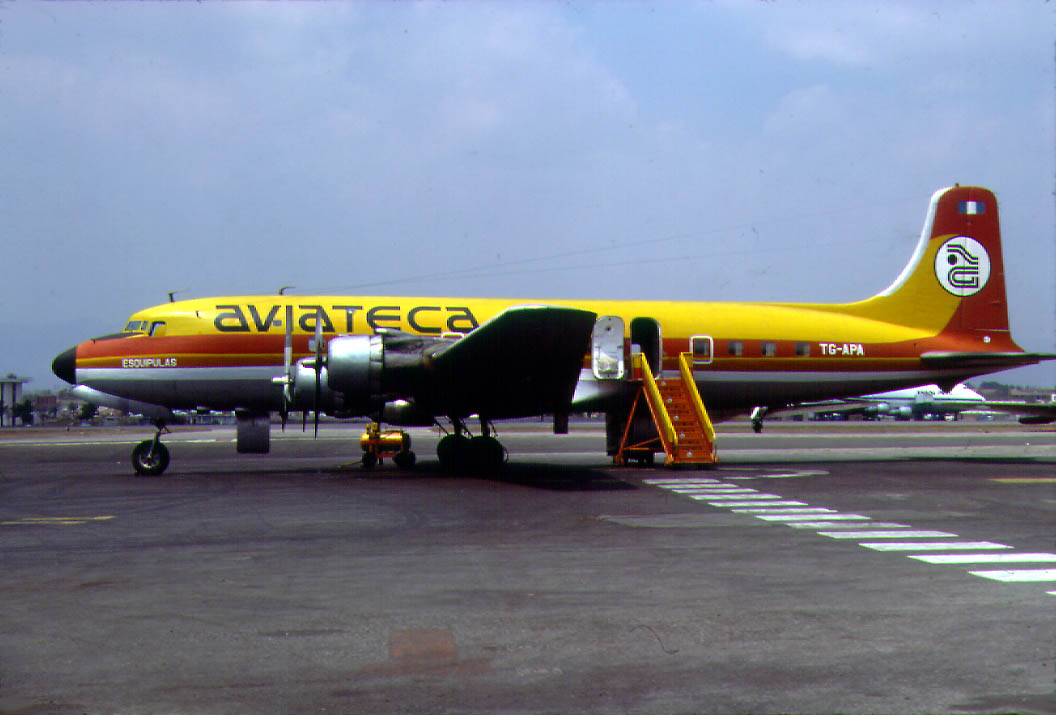 DC-6_Aviateca.jpg