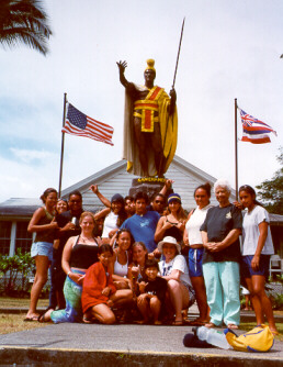 Aunty Marie Solomon with Lahainaluna Voyaging students in Kohala