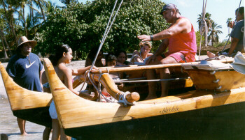 Students training on the Mo'olele sailing canoe