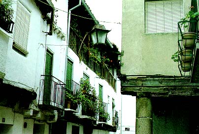 Un detalle de una calle candeledana