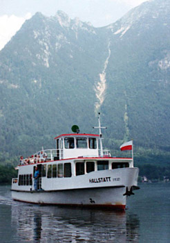 The boat to Hallstatt