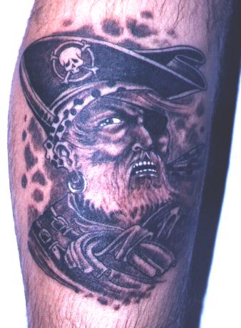 tattoo8.jpg (47114 bytes)