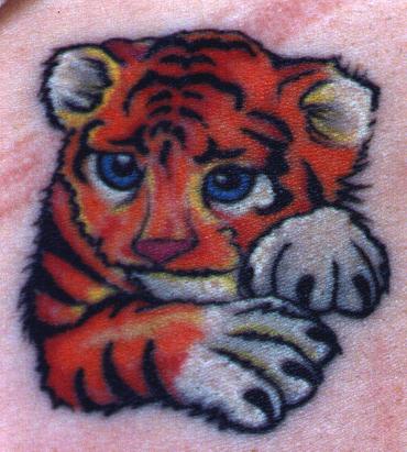 tattoogas.jpg (48519 bytes)