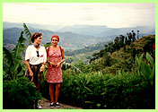 Paloma y Elena en el Valle