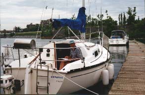 Quai de plaisance, cluse Ste-Catherine de la voie maritime