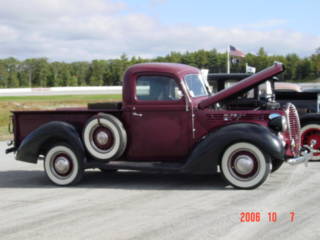 Plainridge Racecourse Classic Car Cruise