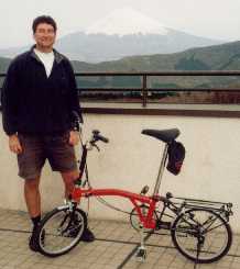 Rob at Hakone with Mount Fuji