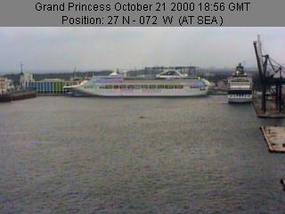 The Grand took my picture!  21 October 2000