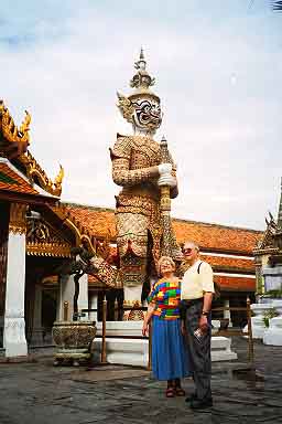 Wat Phra Kaew, Bangkok, Tajlanddia, Jacek and Joie Piwowarczyk, 2001