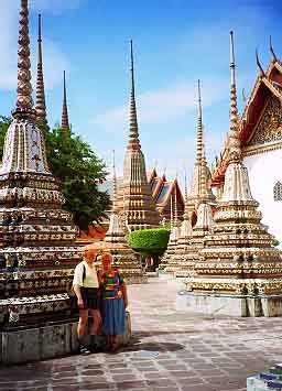 Wat Po, Bangkok, Tajlanddia, Jacek and Joie Piwowarczyk, 2001