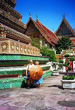 Wat Po, Bangkok, Tajlanddia, Jacek and Joie Piwowarczyk, 2001