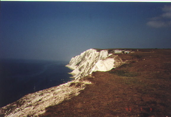 chalkcliffs.jpg (57918 bytes)