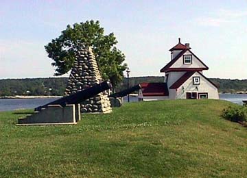 Fort Point Lighthouse