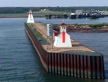 Wood Islands Harbour Lighthouses