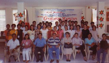 An Graduation Ceremony san 3rd Batch LGU-TESDA trainees. Sa atubangan sira BNVTS Administrator Georga nan Mayor Lil. 