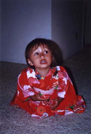 027-akane_kimono_looking