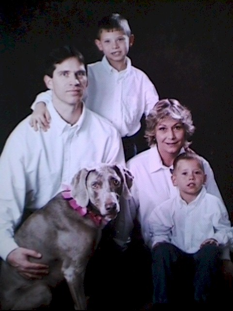 Family w/ Dog 2001b