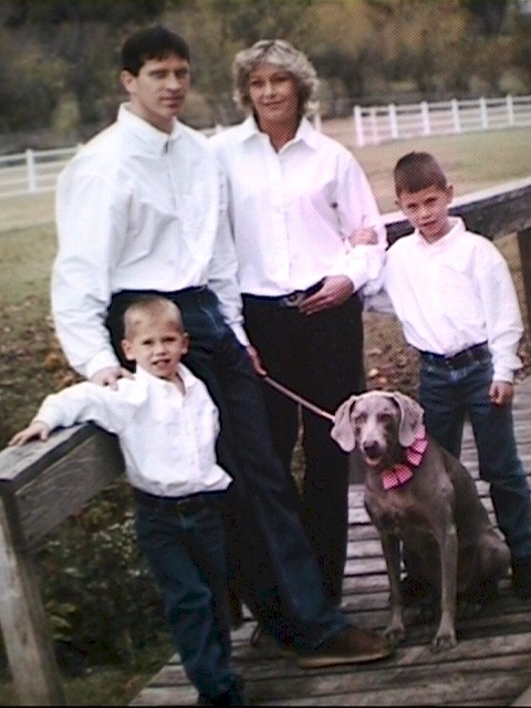 Family w/ Dog 2001c