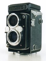 Yashica D