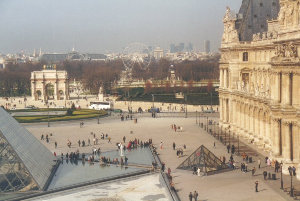 Arcs from Louvre museum