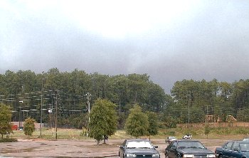 approaching thunderstorm, Hattiesburg, MS