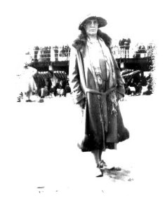 An older Louise Brown Finley